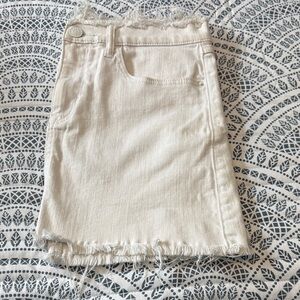 Express Cream Mini Skirt